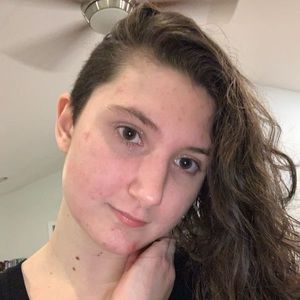 Meet your Posher, Caroline